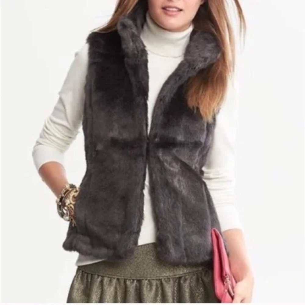 Banana Republic Faux Fur Vest - Small